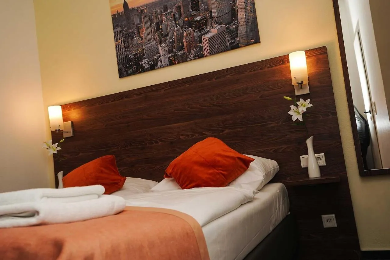 Hotel Little Paris Frankfurt am Main