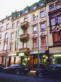 Hotel Little Paris Frankfurt am Main Almanya